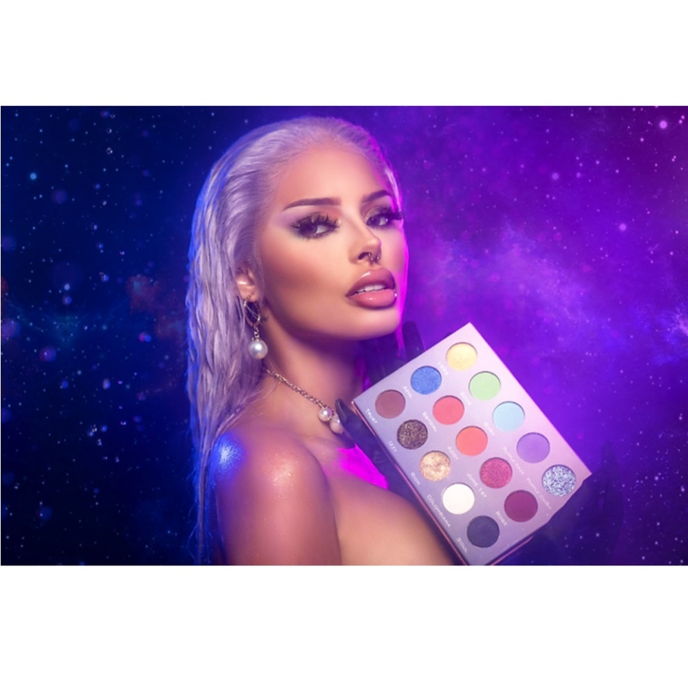 NEW💥 Illuminati x Isa Eyeshadow Palette - Picture 2 of 6